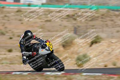 media/Jun-05-2022-WERA (Sun) [[64b01df28d]]/Practice Races/5-750 cc and Up Novices/